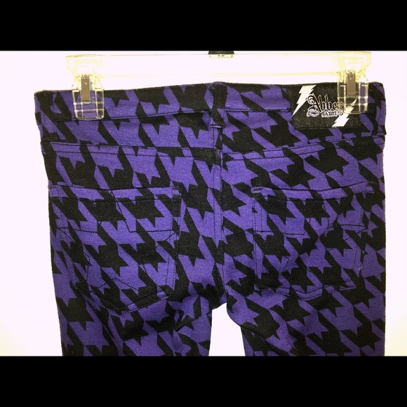 TO BE DONATED - Picture 4 of 8